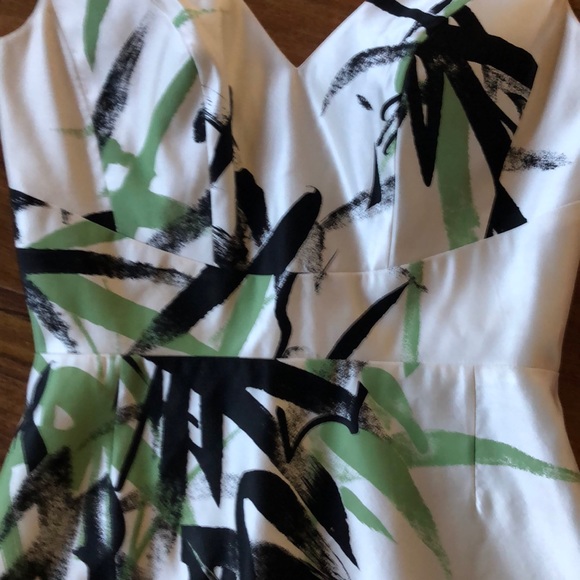 Designer silk dress - Picture 3 of 6